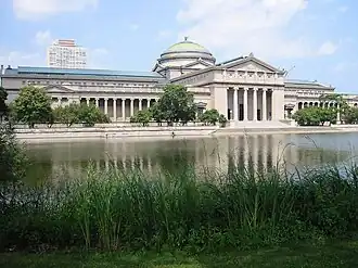 Vue sur le musée des Sciences et de l'Industrie.