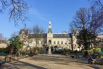 Image illustrative de l’article Square Ferdinand-Brunot