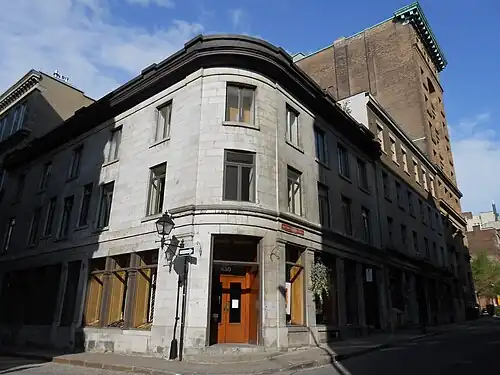 Description de l'image Maison-magasin James-Hutchison.jpg.