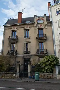 no&nbsp;15, maison