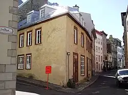 Description de cette image, également commentée ci-après