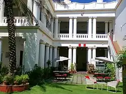 La Maison Colombani accueille une annexe de l'Alliance française de Pondichéry.