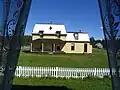 La maison O. Turgeon, vue de la ferme Chiasson.