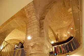 Les arcs en plein cintre.