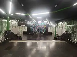 Niveau 2, mezzanine.