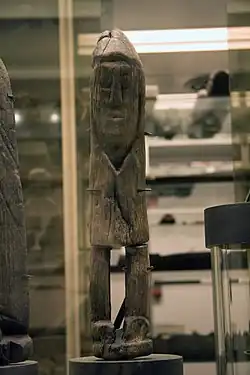 Bois sculpté des sources de la Seine, musée archéologique de Dijon.