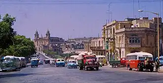 Marsa en 1967. L'église de la Sainte-Trinité au fond à gauche.