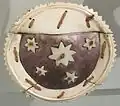 Ornement pectoral des îles Fidji (ou civa vonovono) en ivoire de cachalot et bois