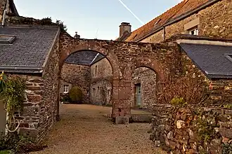 Manoir du Plessis-Quinquis.