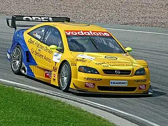 L'Opel Astra V8 Coupé de Manuel Reuter en 2002