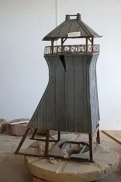 Maquette du chevalement du puits no&nbsp;15.