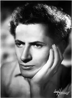 Description de cette image, également commentée ci-après