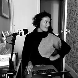 Description de l'image Marie-Eve Lacasse-studio-169.jpg.