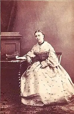 La cantatrice italienne Marietta Piccolomini, 1860.