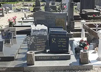 Tombe de Guy Ville.