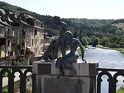 La statue des Marmots.