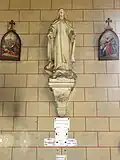 Statue de sainte Thérèse de Lisieux.