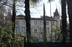 Le château de la Forbine