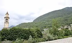 Le campanile.Pressoir antique