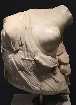 Penthésilée, fille d'Arès et d'Otréré, et sœur d'Hippolyte, Antiope et Mélanippe.