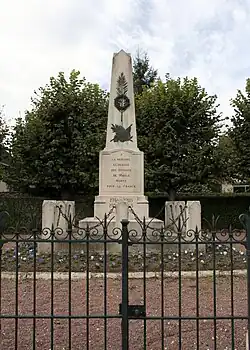 Monument aux morts.