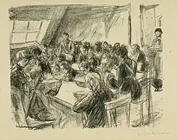 Croquis d’enfant attablés dans une pièce mansardée ; deux femmes en longue robe et tablier servent les plats.