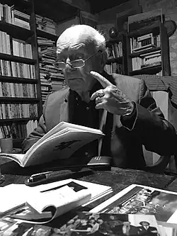 Max Pons dans son bureau, 2019