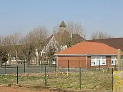L'école France Pasteur (cité 7).