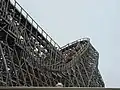 Train sur le parcours de Mean Streak.