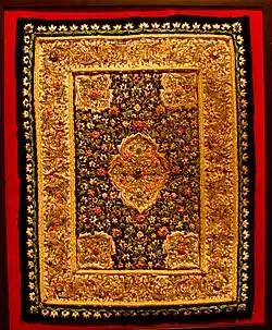 La broderie médiévale faite de fil d’or et pierres précieuses, Shaki, Azerbaïdjan