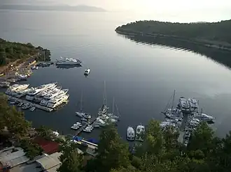 Port de Spartochori sur l'île de Méganissi.