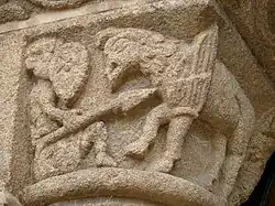 L'un des chapiteaux romans.