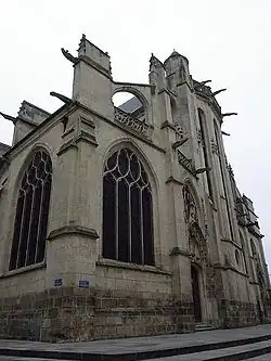 Chevet de l'église Saint-Aspais de Melun.