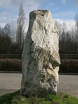 Le menhir.