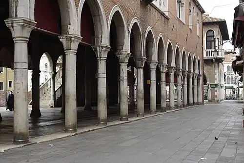 Campo delle Beccarie et marché du Rialto.