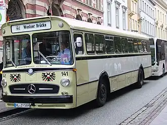 Mercedes-Benz O 317