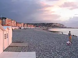 Le port normand du Tréport est tout proche de Mers.
