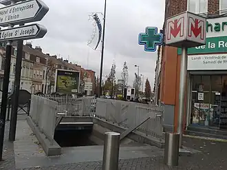 Entrée de la station de métro