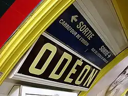 Détail plaque nominative.