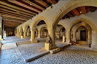 Le grenier de Chèvremont accueille la statuaire religieuse médiévale des collections du musée de La Cour d’Or.