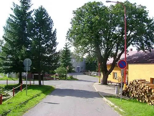 Rue de Mezilesí.