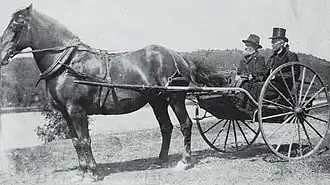 O. Dontigny et Mgr F.-X. Cloutier