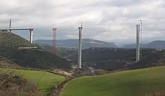 Viaduc de Millau lors de sa construction.