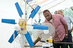 Photo d'une petite éolienne