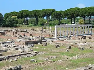 Image illustrative de l’article Minturnae