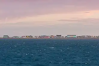 Le village de Miquelon vu depuis la mer