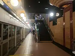 Vue générale du quai (39 mètres) en direction de CH Dron