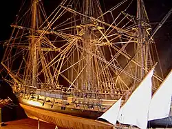 Modèle réduit de gabare militaire du XVIIIe&nbsp;siècle.