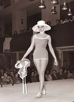 Défilé de mode au Exhibition and Convention Centre (Ljubljana)&nbsp;(en), 1960