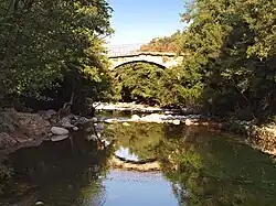 "Vieux-pont" génois de la D 647.